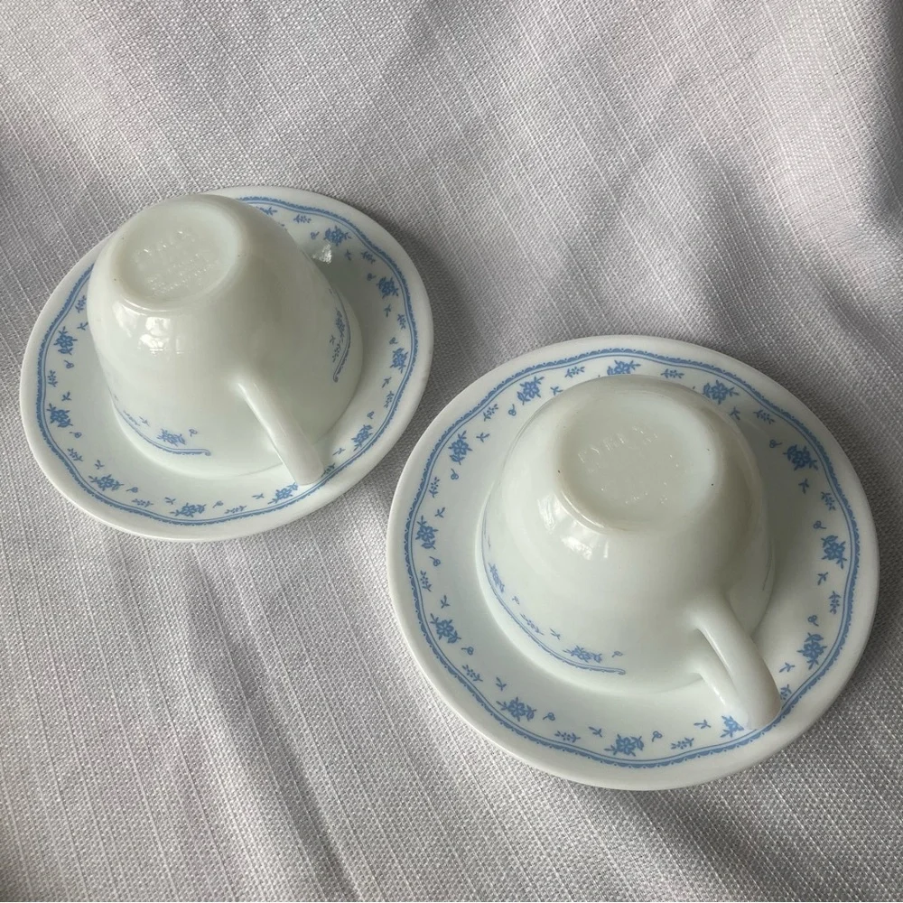 Pair of 'Morning Blue' Pyrex Cups and Corelle Saucers (see photos & description)